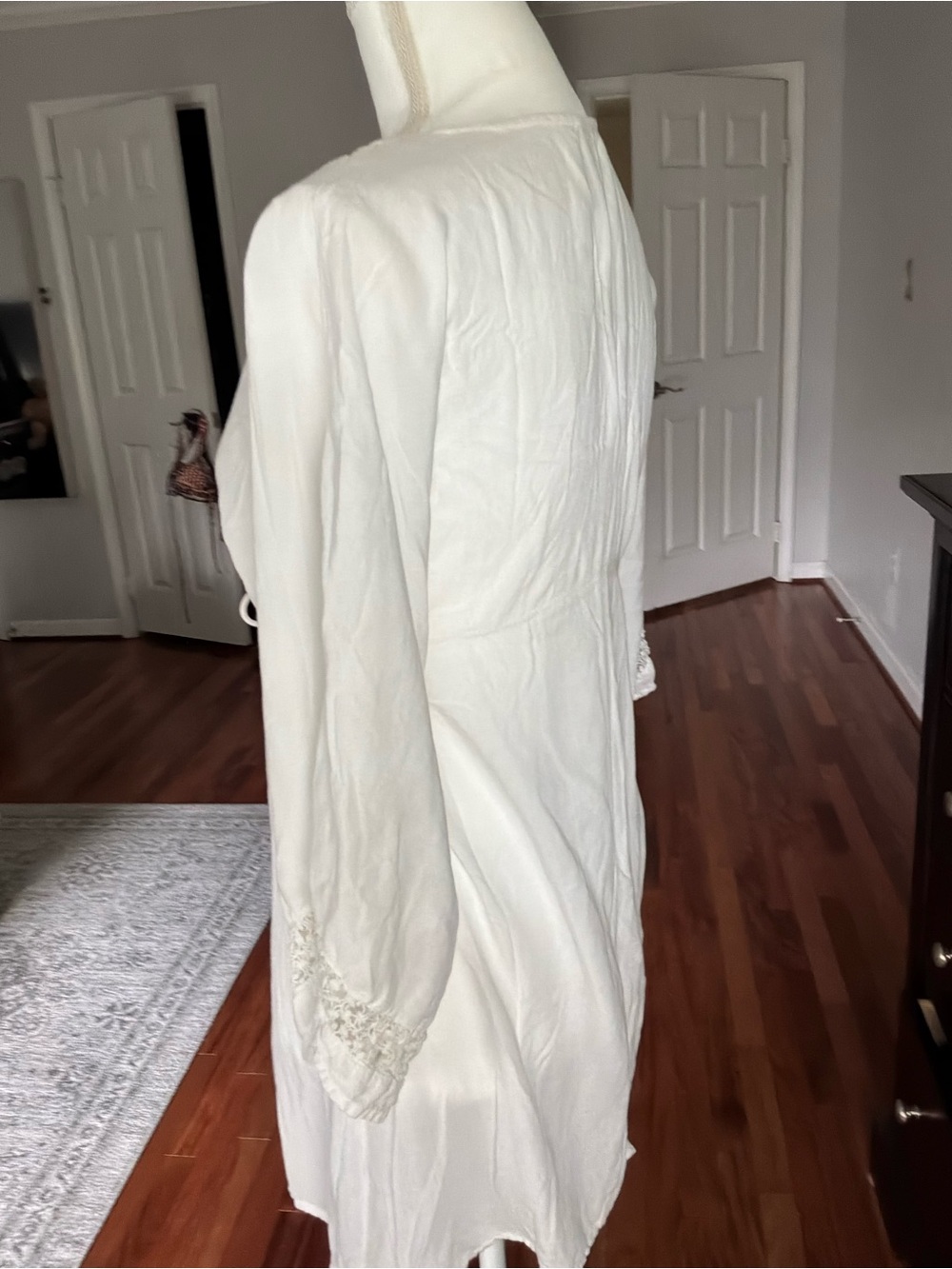 White Lace-Trim Beach Pool Swim Coverup - Picture 5 of 10